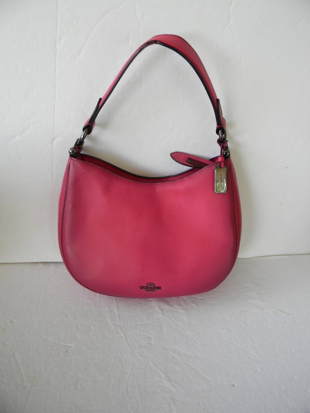 COACH NOMAD PINK LEATHER BURNISHED EDGES MEDIUM HOBO SHOULDER BAG